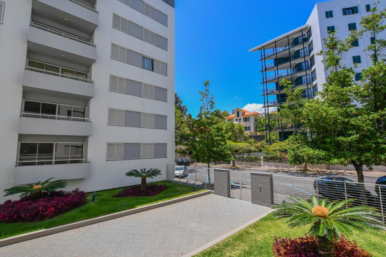 Apartamento Costa Do Sol フンシャル エクステリア 写真
